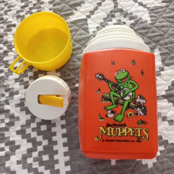 Vintage 1981 Hensen Associates Muppets Kermit the frog Thermos - Picture 2 of 8